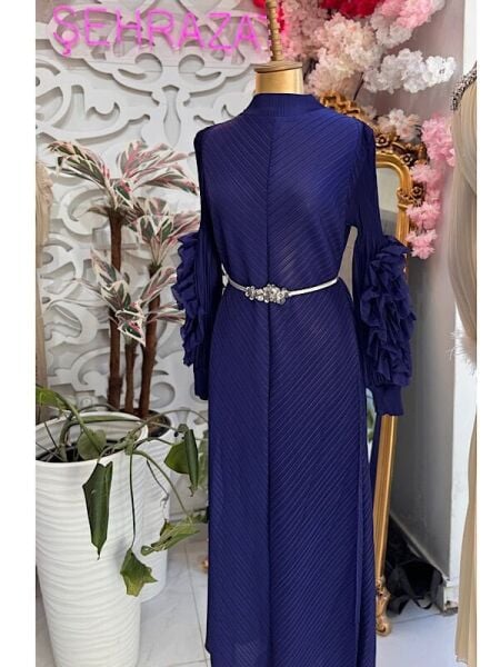 Şehrazat Butik Tasarım Kolu Güllü İthal Elbise