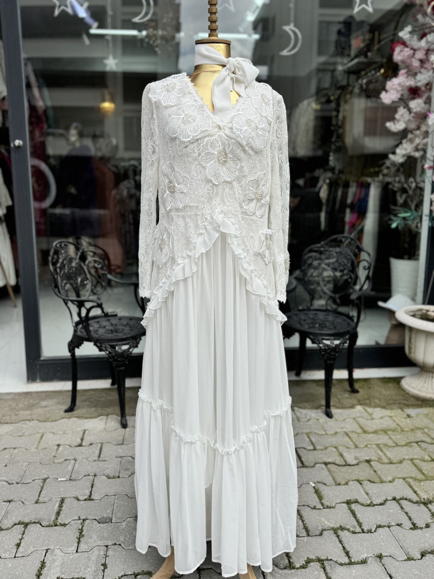 Şehrazat Butik Tasarım Çiçekli Elbise Beyaz