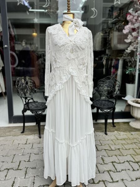 Şehrazat Butik Tasarım Çiçekli Elbise Beyaz