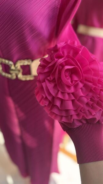 Şehrazat Butik Tasarım İthal Kolu Güllü Elbise (KEMER DAHİL DEĞİLDİR)