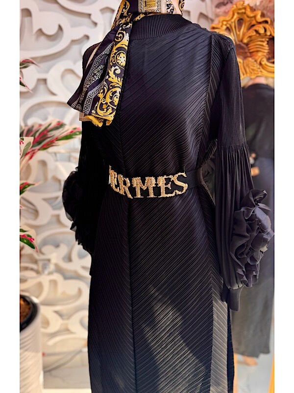 Şehrazat Butik Tasarım Kolu Güllü Elbise (KEMER DAHİL DEĞİLDİR)