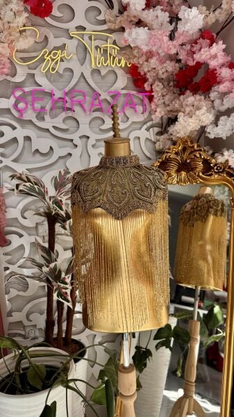 Şehrazat Butik Tasarım Elişi Yakalarımız