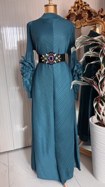 Şehrazat Butik Tasarım İthal Kolu Güllü Elbise (KEMER DAHİL DEĞİLDİR)