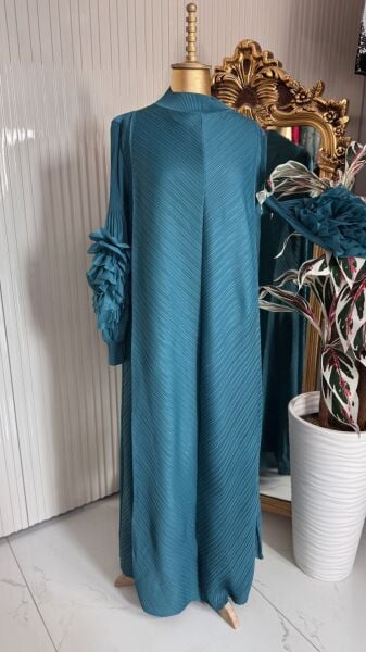 Şehrazat Butik Tasarım İthal Kolu Güllü Elbise (KEMER DAHİL DEĞİLDİR)