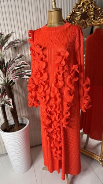 Şehrazat Butik Tasarım  Fırfırlı elbise