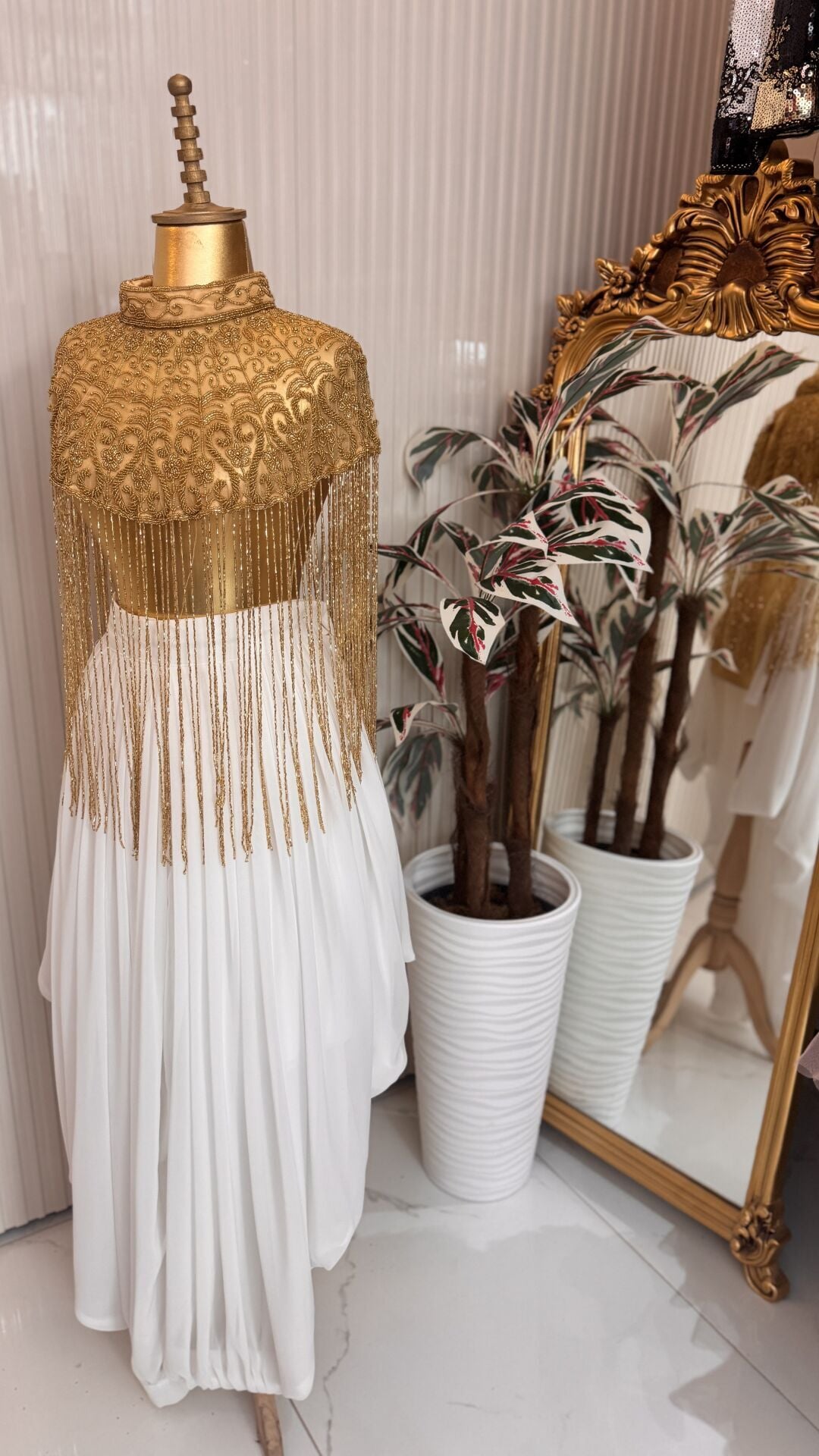 Şehrazat Butik El İşlemesi Pelerin