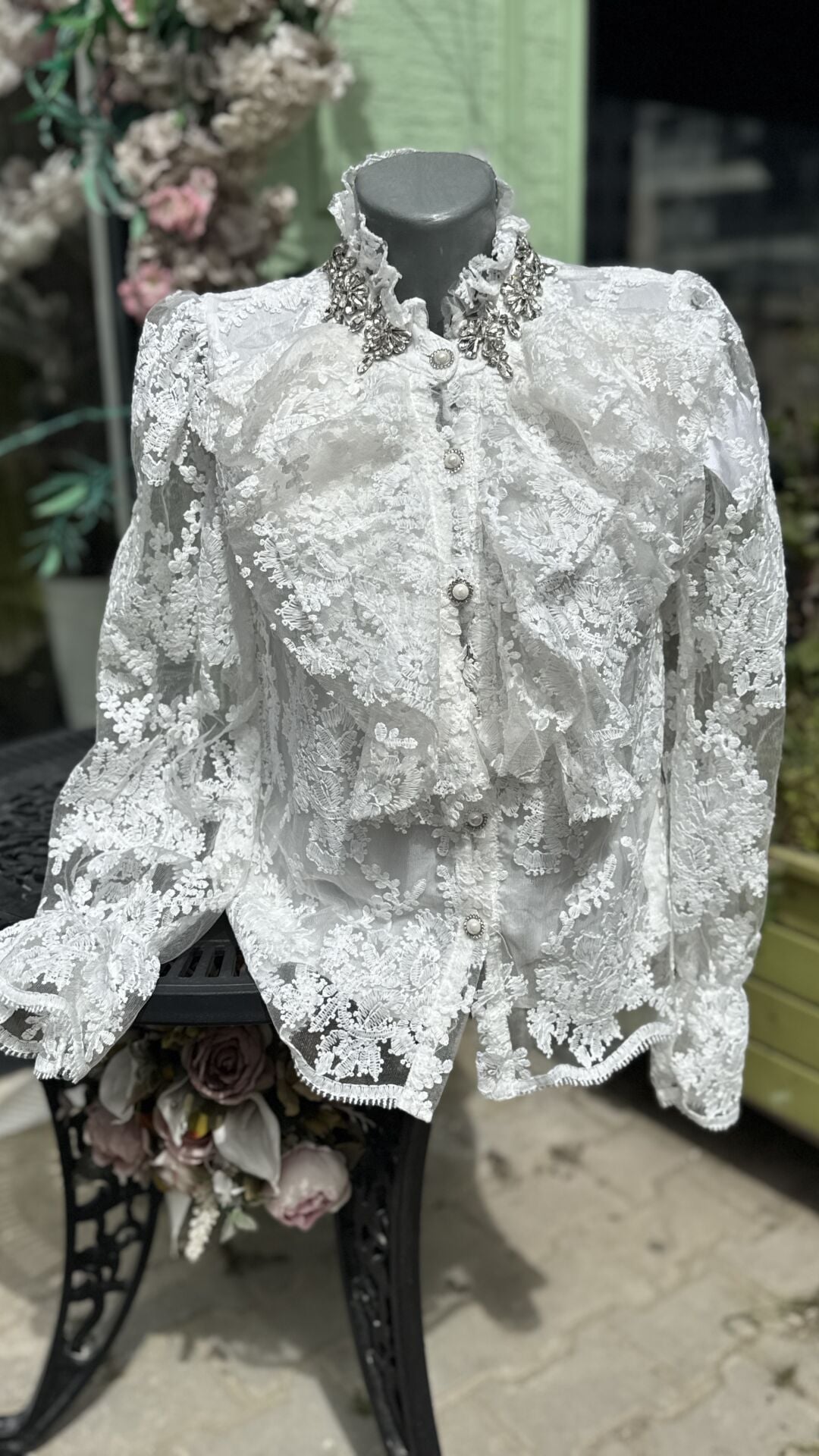 Şehrazat Butik Seraphine Güpürlü Tasarım Gömlek