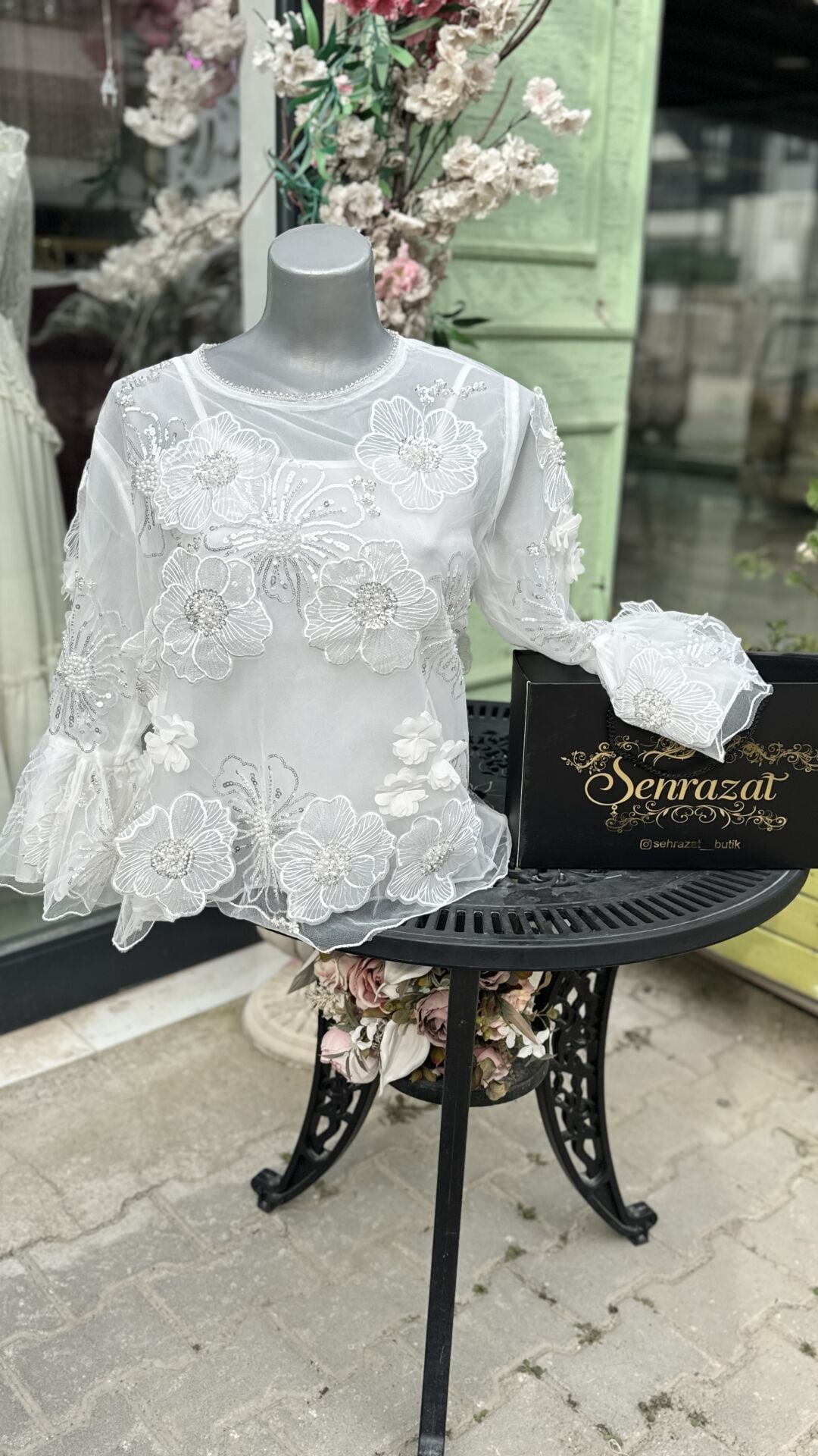 Şehrazat Afra 3 Boyutlu Tasarım Bluz