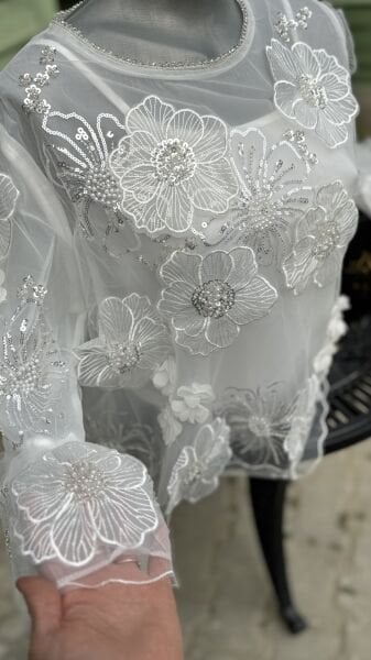 Şehrazat Afra 3 Boyutlu Tasarım Bluz