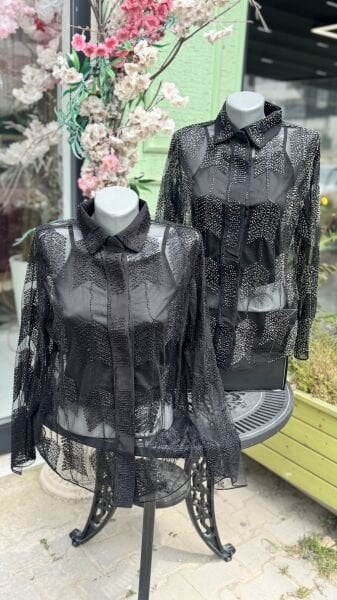 Şehrazat Tasarım Star Shine Gömleğimiz Siyah İşlemeli