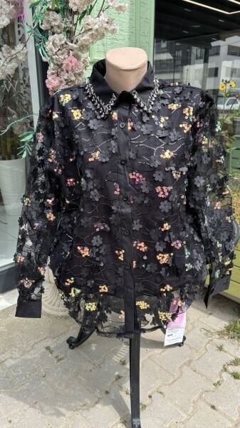 Şehrazat Butik Pul İşlemeli Tasarım Gömlek