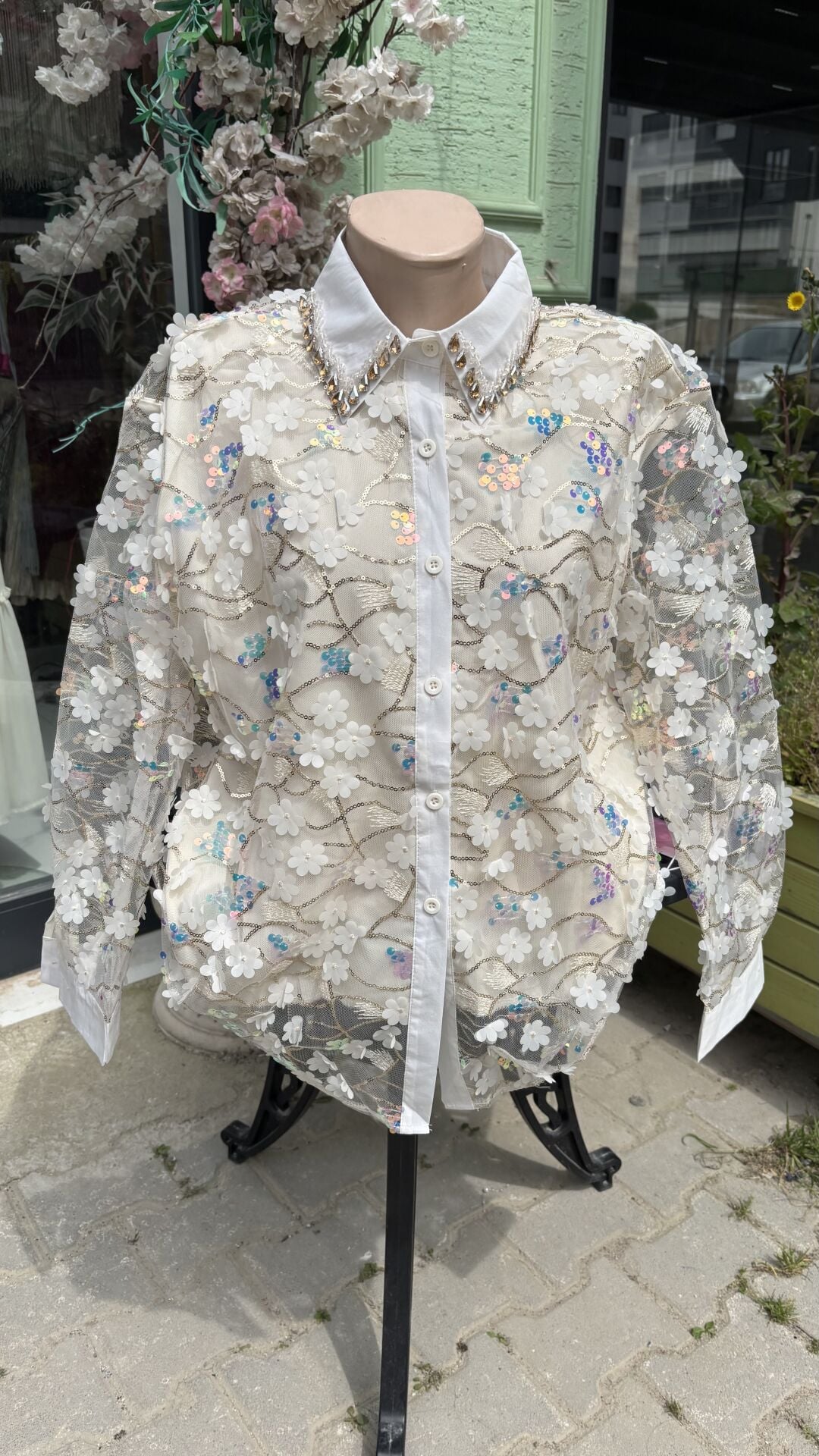 Şehrazat Butik Pul İşlemeli Tasarım Gömlek