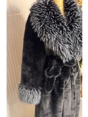 Şehrazat Butik Tasarım Siyah Kürk