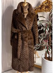 Şehrazat Butik Çizgi Desen Kürk