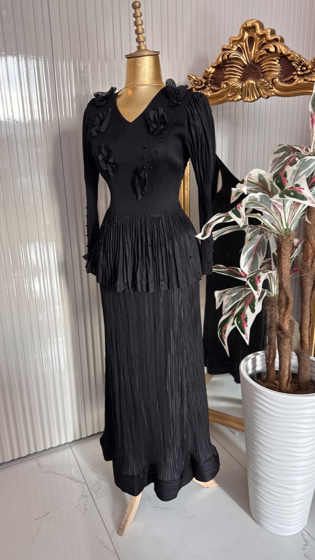 Şehrazat Butik Tasarım Zarif Etekli Takım