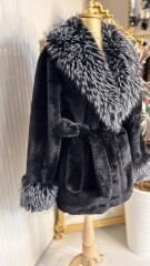 Şehrazat Butik Kırçıllı Siyah Kürk