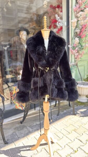 Şehrazat Butik Suare Tasarım Kürk