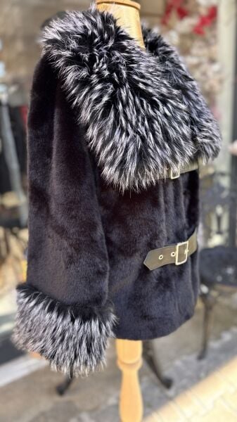 Şehrazat Butik Karanfil Kürk