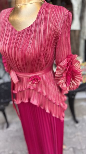 Şehrazat Butik Kolu Güllü Takım