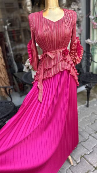 Şehrazat Butik Kolu Güllü Takım