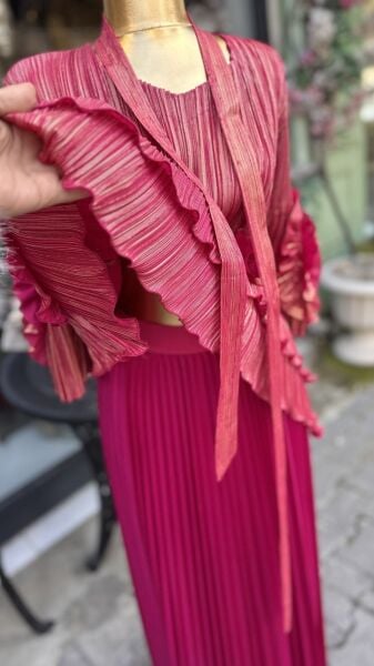 Şehrazat Butik Kolu Güllü Takım