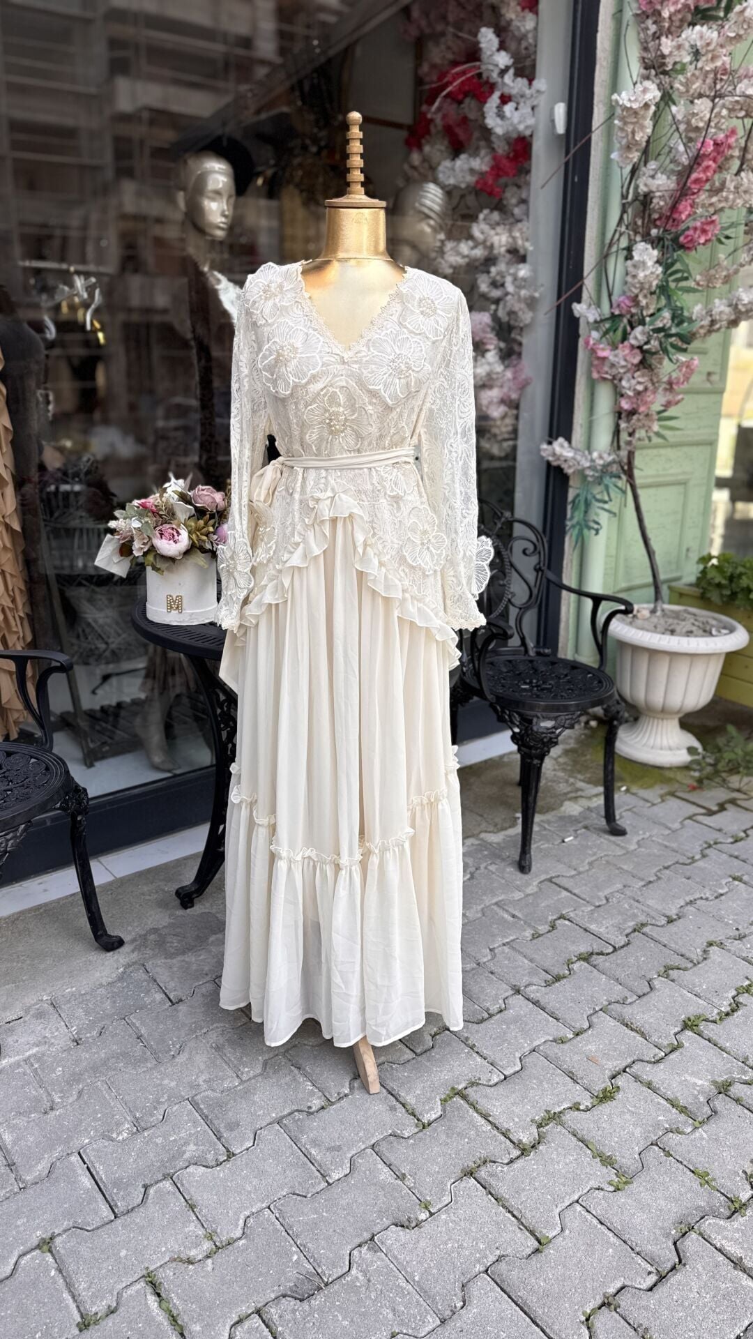 Şehrazat Butik Tasarım Çiçekli Elbise Siyah