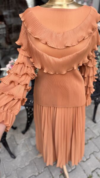 Şehrazat  Butik FırfırlıTakım (KEMER DAHİL DEĞİLDİR)