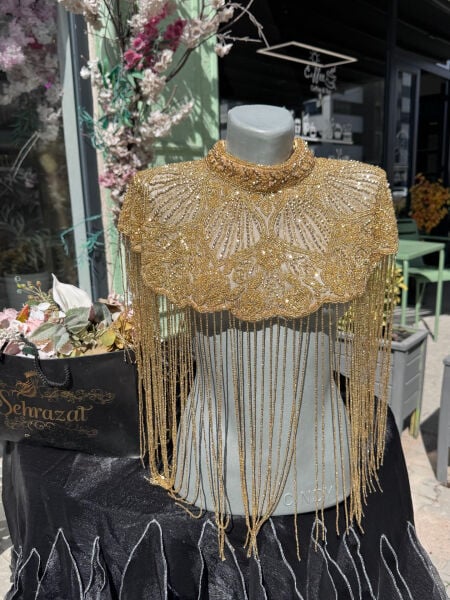 Şehrazat Tasarım Elişi Gold Pelerin