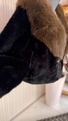 Şehrazat Butik Kemer Detaylı Kısa Tasarım Kürk