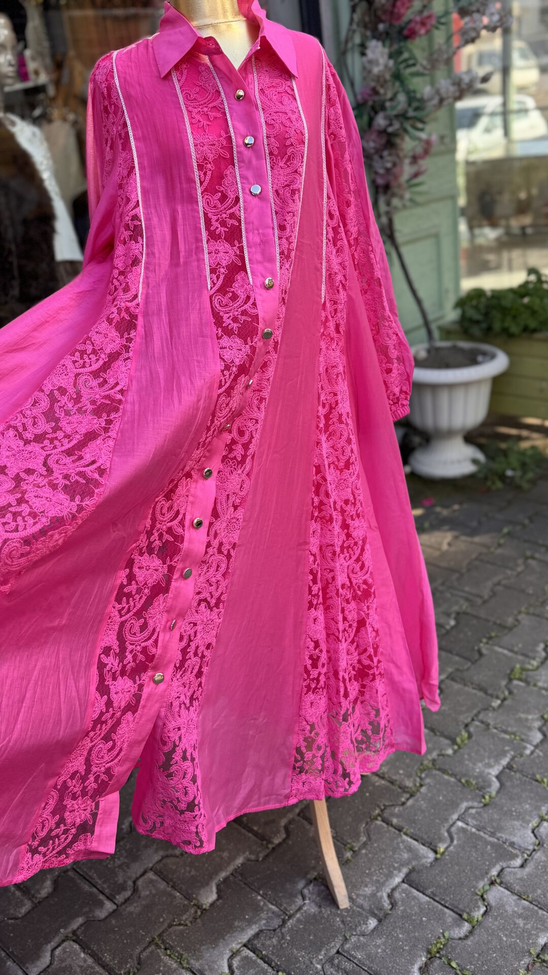 Şehrazat Butik Dantel Detaylı Tasarım Şık Elbise