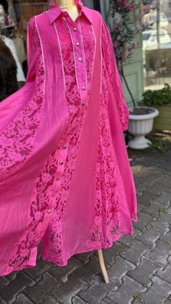 Şehrazat Butik Dantel Detaylı Tasarım Şık Elbise
