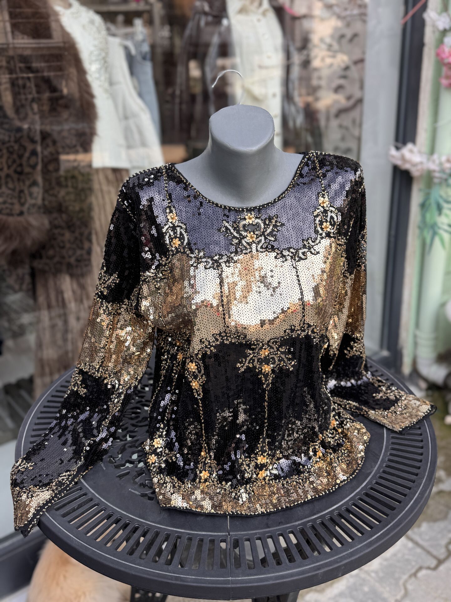 Şehrazat Butik Tasarım Pullu Şık Bluz