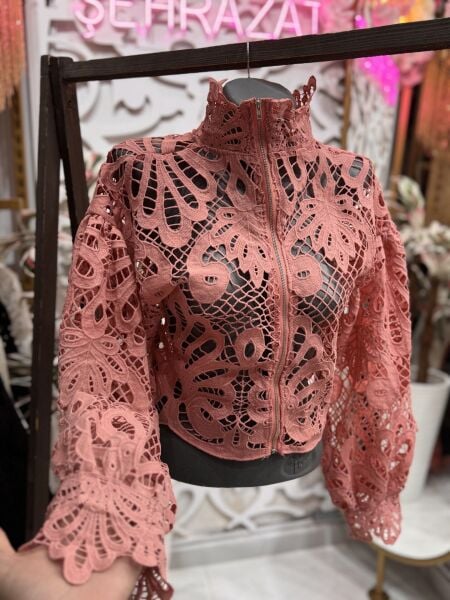 Şehrazat Butik Tasarım Güpür Gömlek