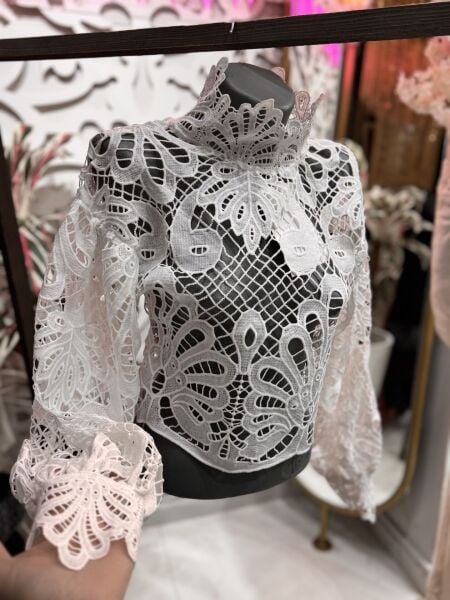 Şehrazat Butik Tasarım Güpür Gömlek