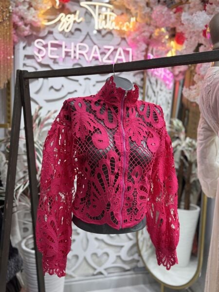 Şehrazat Butik Tasarım Güpür Gömlek