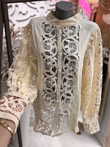 Şehrazat  Butik Güpürlü Düğmeli  Tasarım Şık Gömlek