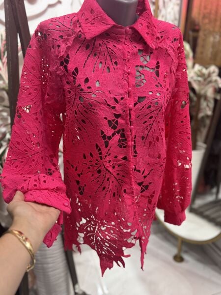 Şehrazat  Butik Güpür Detay Şık Tasarım Gömlek Standart