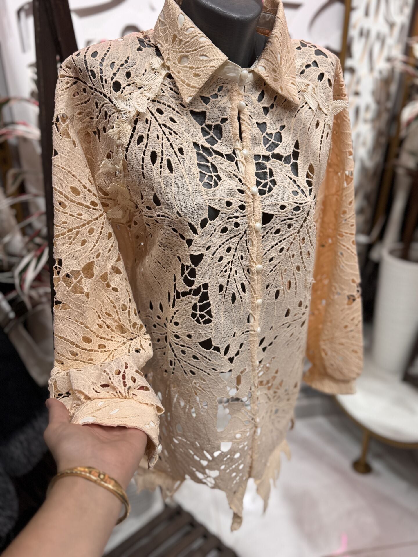 Şehrazat  Butik Güpür Detay Şık Tasarım Gömlek