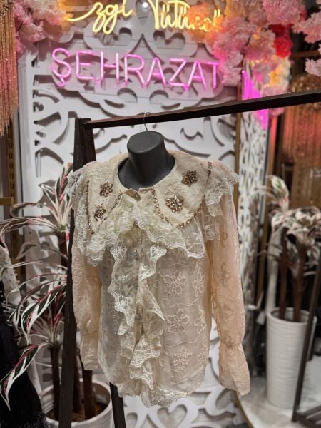 Şehrazat  Butik Yaka Taş Detaylı Şık Tasarım Gömlek