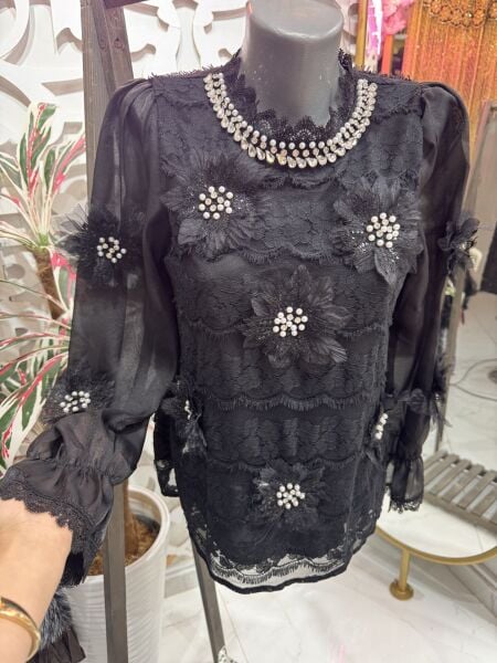 Şehrazat Butik Çiçek Detaylı Taşlı Tasarım Gömlek