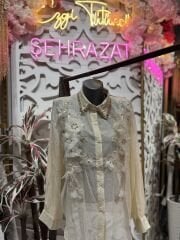 Şehrazat Butik Yaka Taş Detaylı Çiçekli Tasarım Gömlek