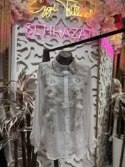 Şehrazat Butik Yaka Taş Detaylı Çiçekli Tasarım Gömlek