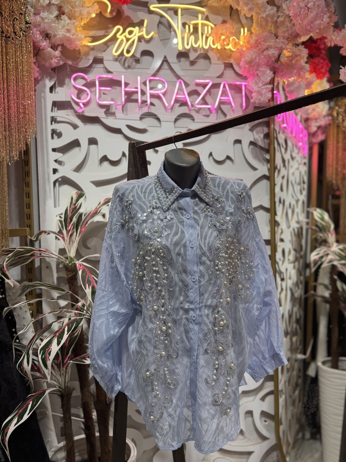 Şehrazat Butik İnci Yaka Detaylı Tasarım Şık Gömlek