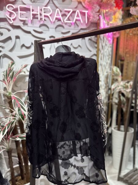 Şehrazat Butik Taşlı Şapka Detaylı Tasarım Gömlek