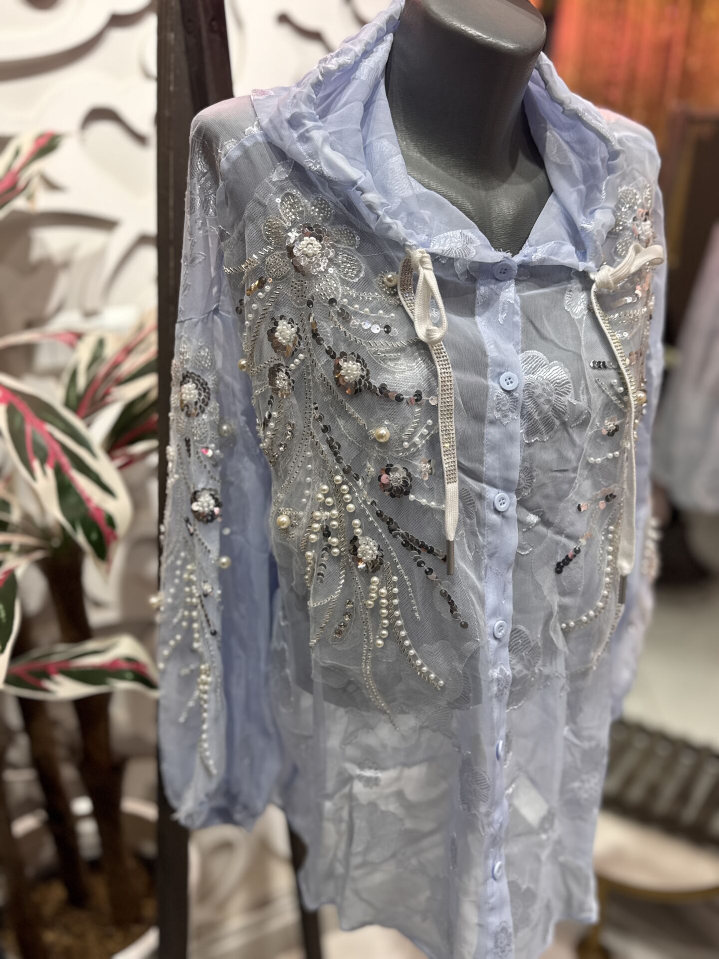 Şehrazat Butik Taşlı Şapka Detaylı Tasarım Gömlek