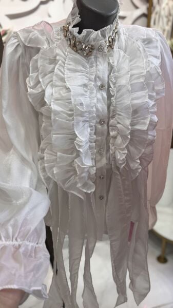 Şehrazat Butik Yakası Taş Detaylı Volanlı Gömlek