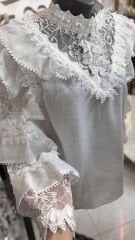 Şehrazat Butik Kolları Kat Kat ve Güpürlü Tasarım Gömlek