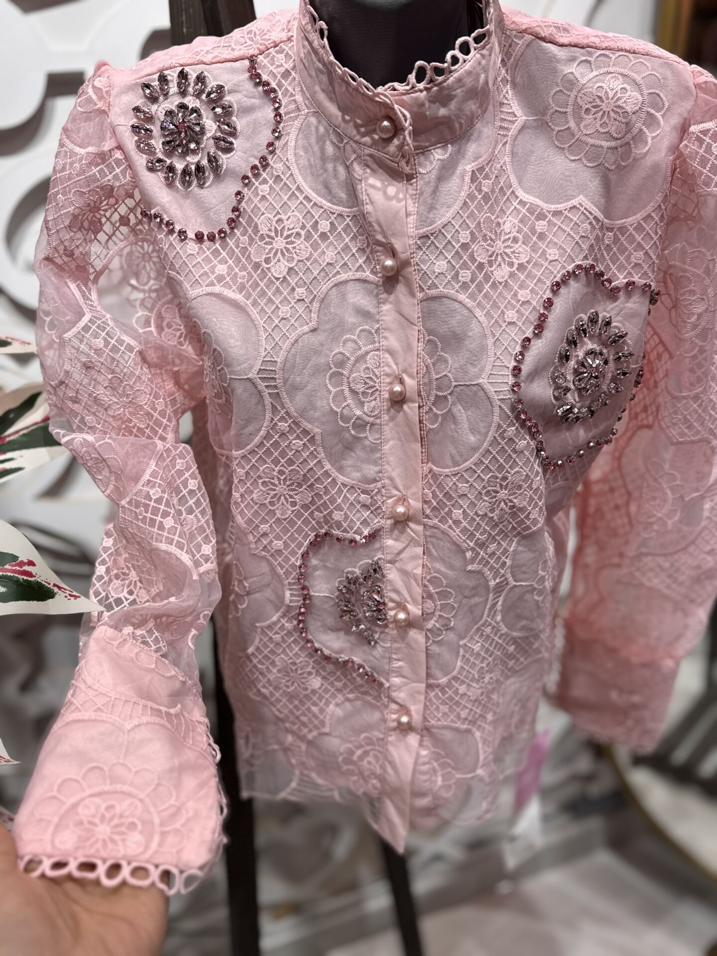 Şehrazat Butik Çiçek Detaylı Tasarım Gömlek