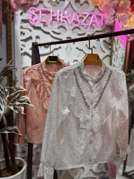 Şehrazat Butik Tasarım Güpürlü Taşlı Gömlek