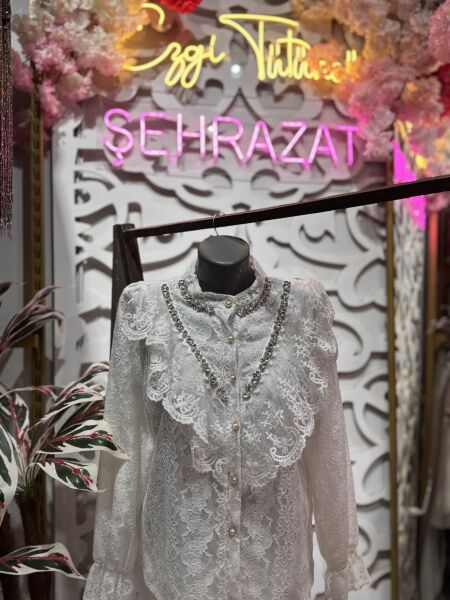 Şehrazat Butik Tasarım Güpürlü Taşlı Gömlek Standart